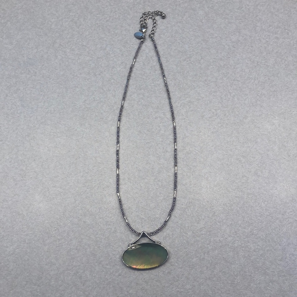 Lia Sophia greenish/opal necklace